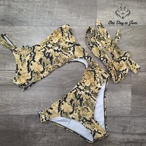 Rekita Cut Out Snake Skin One Piece Size M